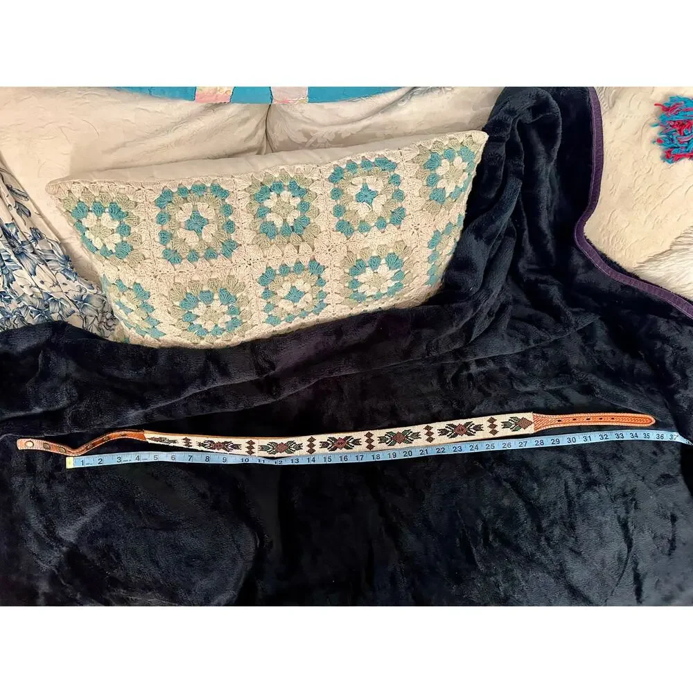 VINTAGE NATIVE GLASS INTRICATELY BEADED BELT ON TOOLED LEATHER